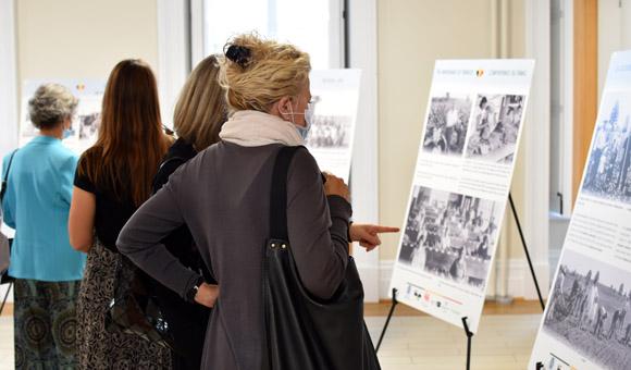 Exposition «150 ans d'immigration belge au Canada » © Délégation générale Wallonie Bruxelles au Québec, 2021